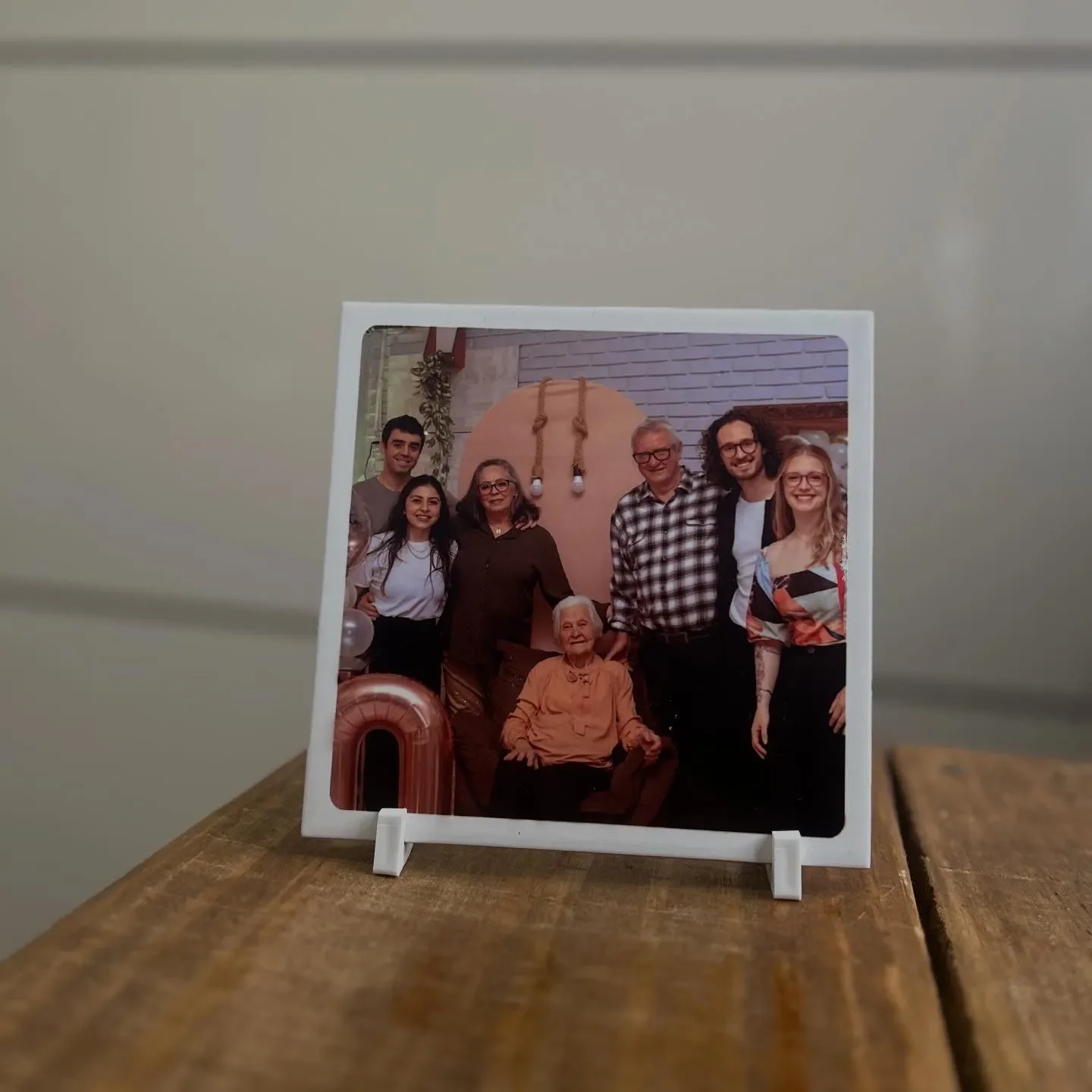 Foto principal de Azulejo personalizado 15 × 15 cm com suporte