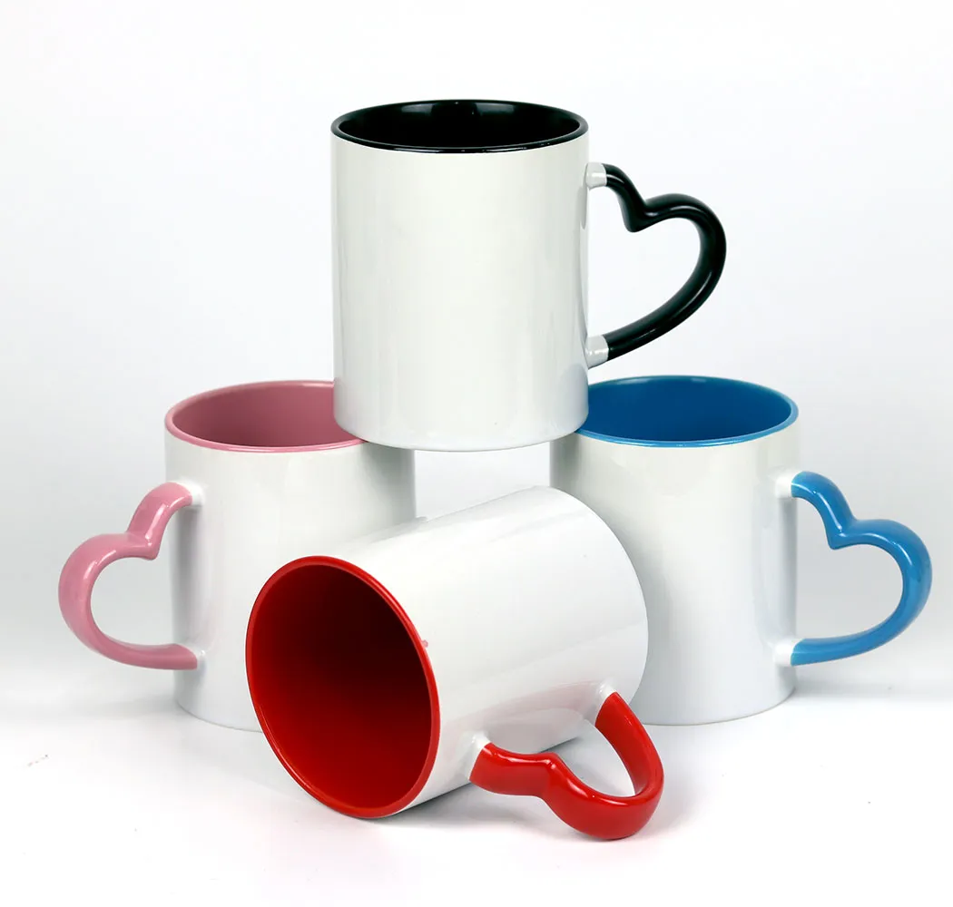 Caneca personalizada com alça de coração